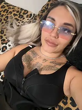 Snapshot of Princess-Jasmine07 chatting on 1, 11, 2025 Princess-Jasmine07 online show from 1, 11, 2025