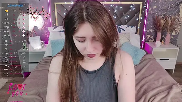 Snapshot of Moon__Bunny chatting on 21, 2, 2026 Moon Bunny online show from 21, 2, 2026