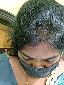 Snapshot of Tamil_Mithra chatting on 17, 7, 2026 Tamil Mithra online show from 17, 7, 2026