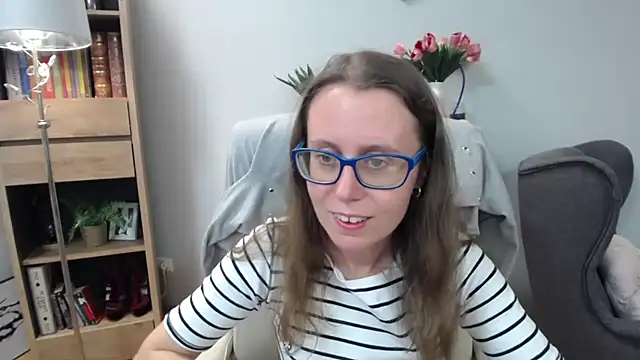 Snapshot of sweetxLizzy chatting on 10, 6, 2026 sweetxLizzy online show from 10, 6, 2026