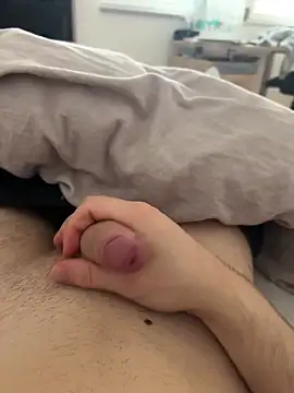 Snapshot of yourfavDick02 chatting on 31, 3, 2026 yourfavDick02 online show from 31, 3, 2026