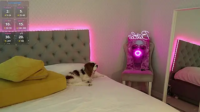 Katherinepinke online show from 25, 10, 2025