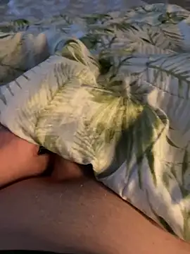 Snapshot of D1nam1te87 chatting on 30, 10, 2025 D1nam1te87 online show from 30, 10, 2025