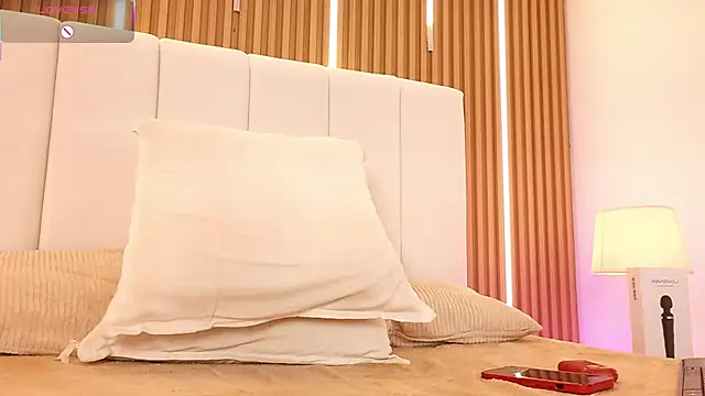 Dulcey  online show from 9, 4, 2026