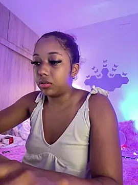 Snapshot of _Zahara_ chatting on 16, 4, 2026 Zahara online show from 16, 4, 2026