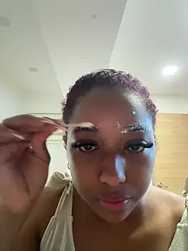 Snapshot of _Zahara_ chatting on 8, 5, 2026 Zahara online show from 8, 5, 2026