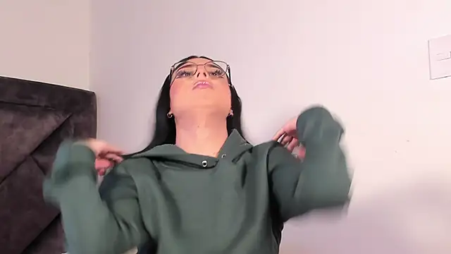 Snapshot of SamanthaRivas_ chatting on 19, 9, 2025 SamanthaRivas online show from 19, 9, 2025