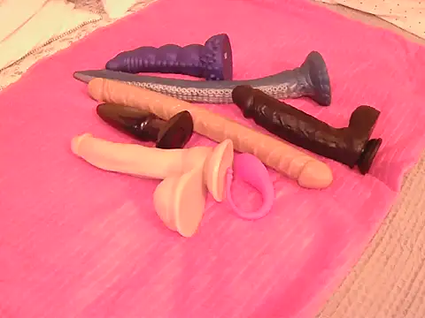 Snapshot of kimTgirl chatting on 17, 1, 2026 kimTgirl online show from 17, 1, 2026