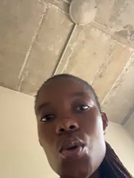 Snapshot of prettydollyy chatting on 27, 2, 2026 prettydollyy online show from 27, 2, 2026