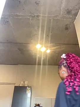 Snapshot of prettydollyy chatting on 21, 5, 2026 prettydollyy online show from 21, 5, 2026
