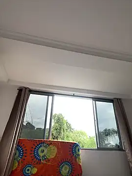 JuanitaMore01 online show from 9, 10, 2025