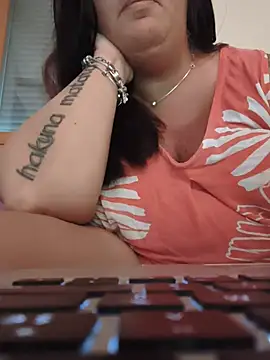 Snapshot of LaReginaNera chatting on 16, 6, 2026 LaReginaNera online show from 16, 6, 2026