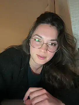 Snapshot of liloush__ chatting on 13, 5, 2026 liloush online show from 13, 5, 2026
