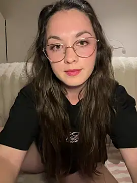 Snapshot of liloush__ chatting on 1, 6, 2026 liloush online show from 1, 6, 2026