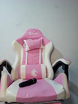 Miss Pompitas23 online show from 23, 10, 2025