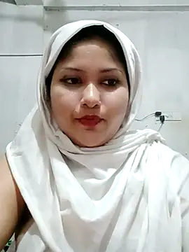 Snapshot of Nusrat-N chatting on 21, 4, 2026 Nusrat-N online show from 21, 4, 2026