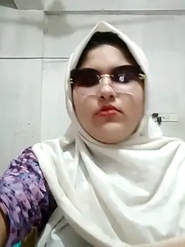 Snapshot of Nusrat-N chatting on 18, 5, 2026 Nusrat-N online show from 18, 5, 2026