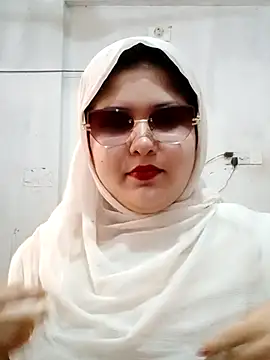 Snapshot of Nusrat-N chatting on 6, 7, 2026 Nusrat-N online show from 6, 7, 2026