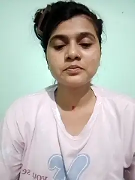 Snapshot of Kavya-Tiwari chatting on 13, 5, 2026 Kavya-Tiwari online show from 13, 5, 2026