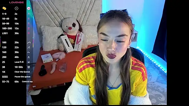 Snapshot of Mia_Victoria22 chatting on 21, 7, 2026 Mia Victoria22 online show from 21, 7, 2026