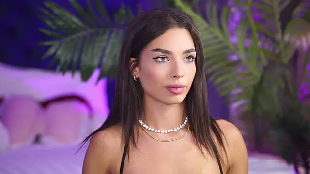 Snapshot of LalaRoze chatting on 13, 9, 2025 LalaRoze online show from 13, 9, 2025