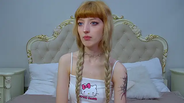 MistyMarlo online show from 17, 4, 2026