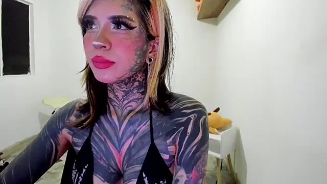 Snapshot of Nickidoll66- chatting on 20, 5, 2026 Nickidoll66- online show from 20, 5, 2026