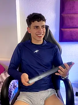 AdrianRinaldi online show from 28, 9, 2025