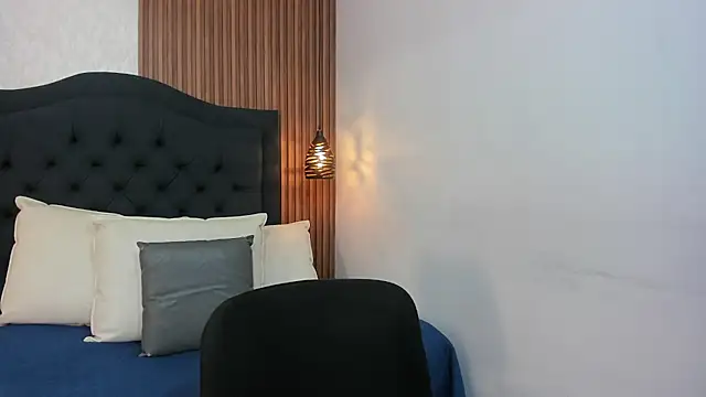 Hisoka 011 online show from 13, 4, 2026