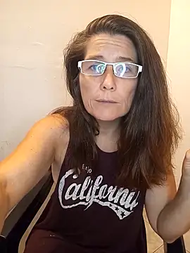 Merida2276 online show from 3, 12, 2025