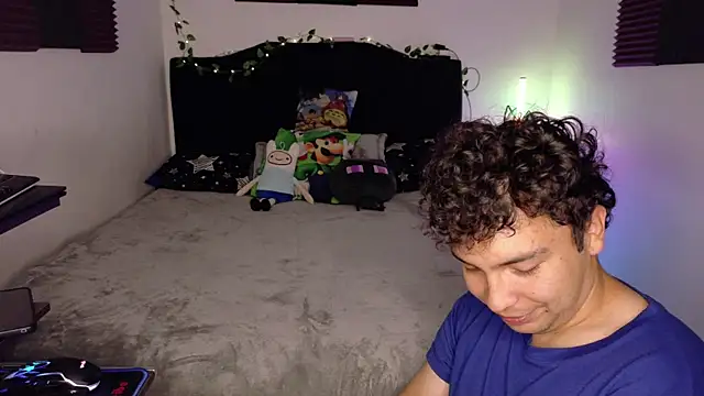 Snapshot of Conor_Taylor chatting on 22, 11, 2025 Conor Taylor online show from 22, 11, 2025