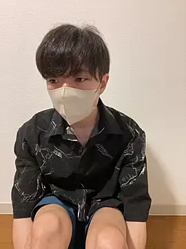 Yuma0718 online show from 1, 12, 2025