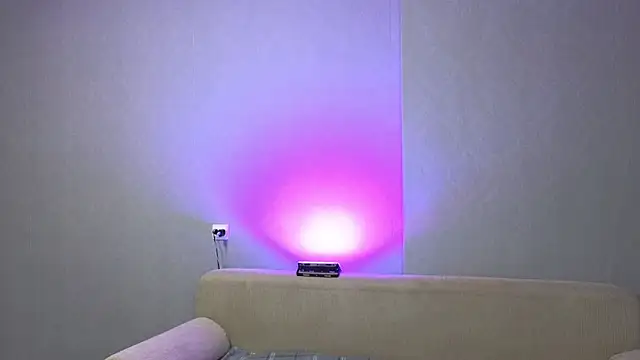 Somniyaa online show from 10, 4, 2026