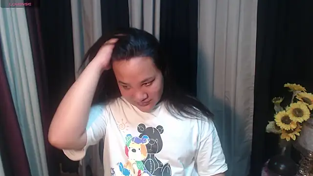 Hotcum ella online show from 3, 4, 2026