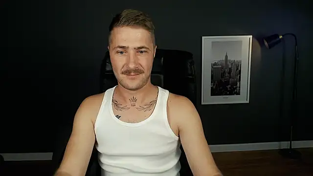 Snapshot of Mr_At_ chatting on 19, 9, 2025 Mr At  online show from 19, 9, 2025