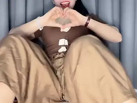 Snapshot of __Joy69__ chatting on 22, 10, 2025 Joy69 online show from 22, 10, 2025