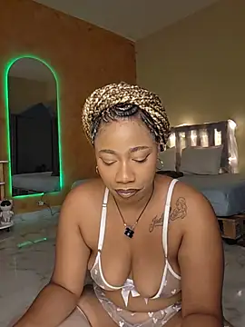 Snapshot of Naomi_jhonson chatting on 29, 5, 2026 Naomi jhonson online show from 29, 5, 2026