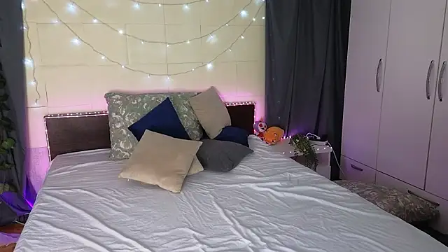 okerriella online show from 25, 3, 2026