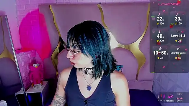 Niina Sissy online show from 10, 2, 2026