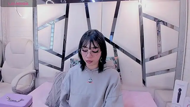 Niina Sissy online show from 8, 3, 2026