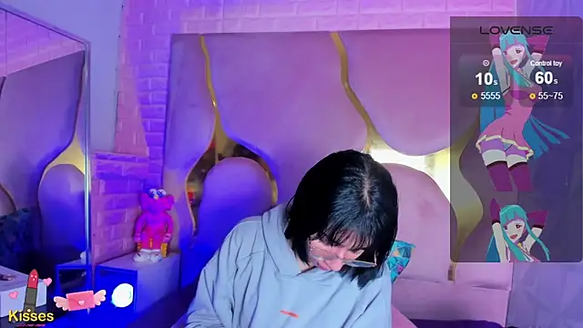 Niina Sissy online show from 5, 4, 2026