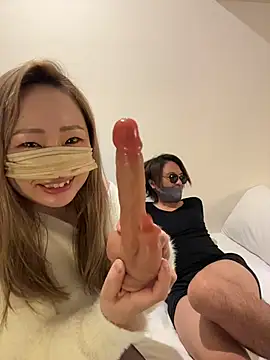 Snapshot of POMUPOMUPURIN2 chatting on 23, 12, 2025 POMUPOMUPURIN2 online show from 23, 12, 2025