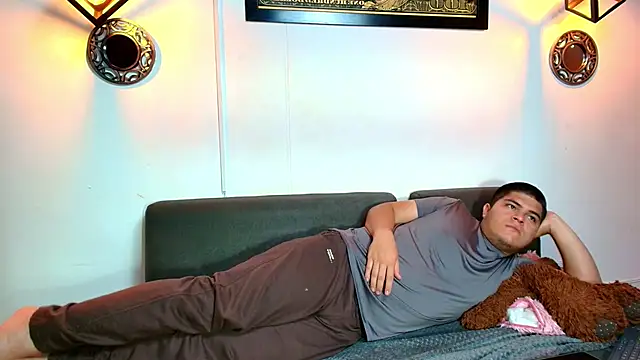 Snapshot of naomi_campbel_ chatting on 6, 1, 2026 naomi campbel online show from 6, 1, 2026