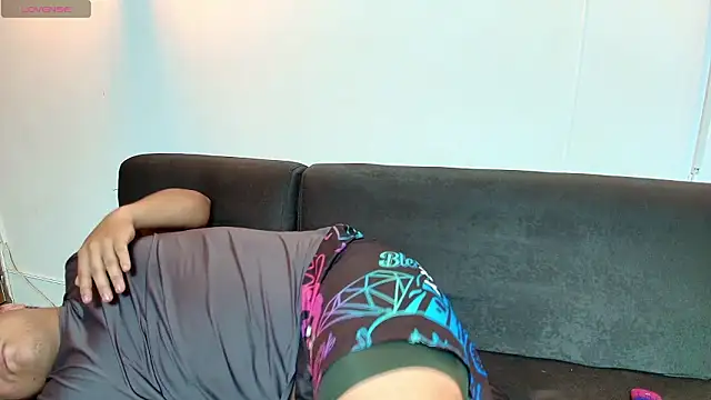 naomi campbel  online show from 4, 2, 2026