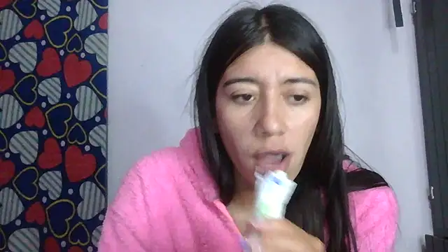 Madow Lu online show from 8, 11, 2025