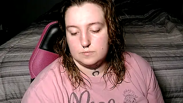 Snapshot of vanessraine chatting on 2, 4, 2026 vanessraine online show from 2, 4, 2026