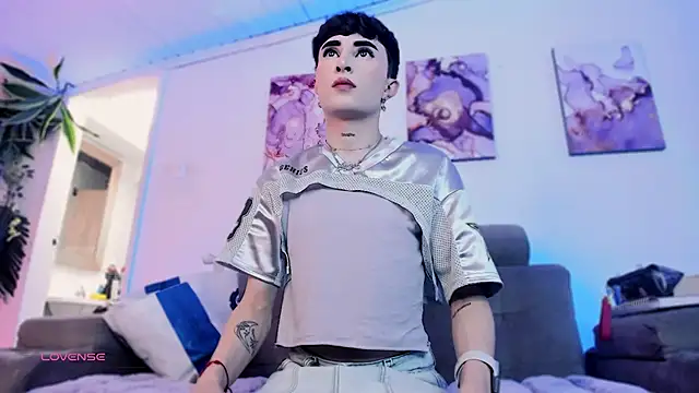 Snapshot of SebastianHilton chatting on 7, 2, 2026 SebastianHilton online show from 7, 2, 2026