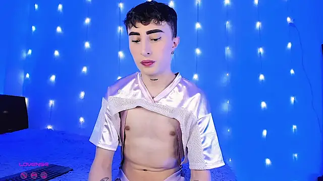 Snapshot of SebastianHilton chatting on 30, 5, 2026 SebastianHilton online show from 30, 5, 2026