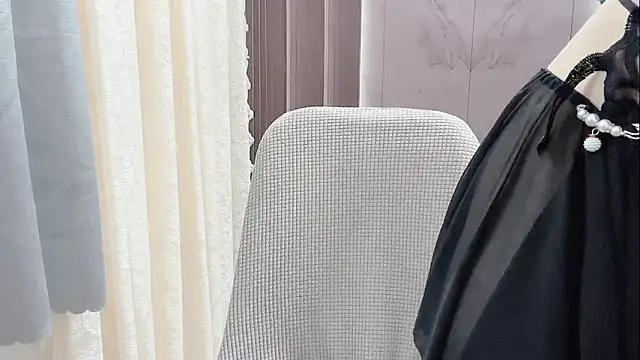 Shenlly online show from 2, 12, 2025