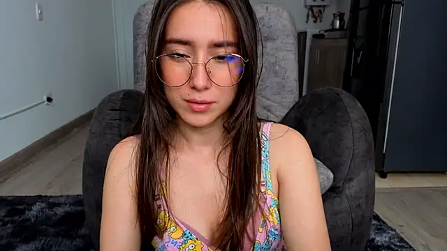 Snapshot of Adhara_Kitten chatting on 16, 5, 2026 Adhara Kitten online show from 16, 5, 2026